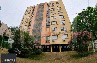 Vende apartamento de cobertura duplex de 2 dormitórios com garagem escriturada e semi-mobiliado, no bairro cidade baixa.