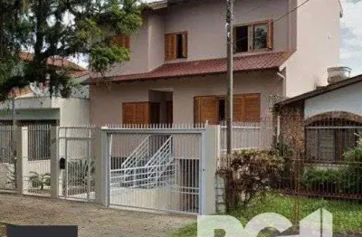 Casa com 4 quartos à venda na Rua Vinte e Quatro de Agosto, 85, Jardim Itu Sabará, Porto Alegre