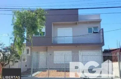 Casa com 3 quartos à venda na Rua Beberibe, 185, São Sebastião, Porto Alegre