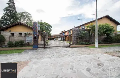 Casa em condomínio fechado com 4 quartos à venda na Avenida da Cavalhada, 6347, Cavalhada, Porto Alegre