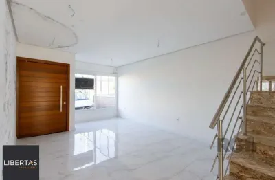 Ótimo sobrado que possui 4 dormitórios sendo 4 suítes.