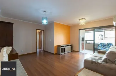 Apartamento 3 quartos, 1 suite, dependência, sacada com churrasqueira, 2 vagas - bairro menino deus
