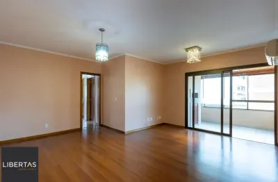 Apartamento 3 quartos, 1 suite, dependência, sacada com churrasqueira, 2 vagas - bairro menino deus