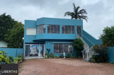 Casa com 2 quartos à venda na Avenida da Serraria, 1207, Espírito Santo, Porto Alegre