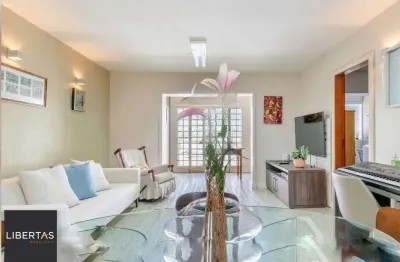 Casa para venda no bairro independência, em porto alegre / rs