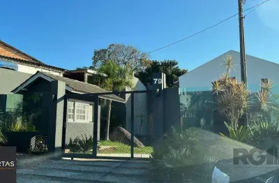 Casa 3 dormitórios  1 suíte, 2 vagas, condomínio com piscina 240,22m² privativos no bairro vila nova porto alegre/rs
