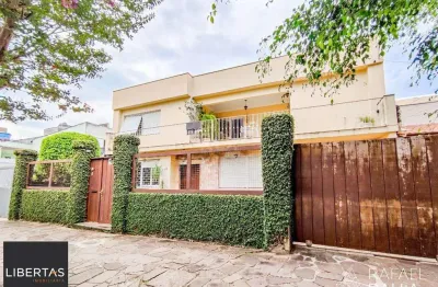 Casa com 3 quartos à venda na Rua São Francisco, 584, Santana, Porto Alegre