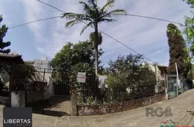 Terreno à venda na Avenida da Cavalhada, 6704, Cavalhada, Porto Alegre