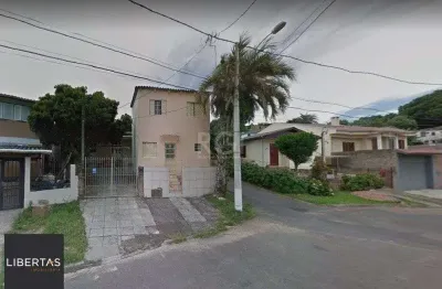 Casa com 2 quartos à venda na Rua Tropeiro, 200, Campo Novo, Porto Alegre