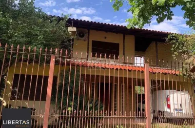 Casa com 3 quartos à venda na Rua Dário Totta, 210, Teresópolis, Porto Alegre
