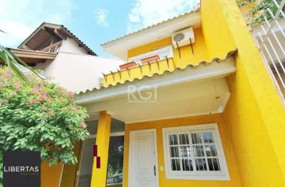 Casa com 3 quartos à venda na Avenida Altos do Santa Rita, 240, Aberta dos Morros, Porto Alegre