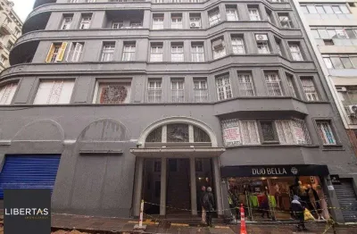 Sala comercial à venda na Rua Vigário José Inácio, 433, Centro Histórico, Porto Alegre