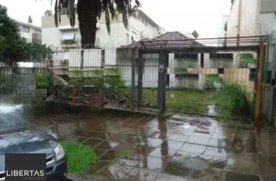 Casa à venda 350 m²  rua lagoinha, petrópolis, porto alegre