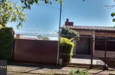 Casa com 3 quartos à venda na Rua Doutor Osvaldo Degrazia, 250, Costa e Silva, Porto Alegre