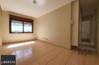Apartamento com 2 quartos à venda na Rua Espírito Santo, 382, Centro Histórico, Porto Alegre