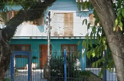 Casa com 3 quartos à venda na rua barão do amazonas, 3254, partenon, porto alegre, 249 m2 por r$ 800.000