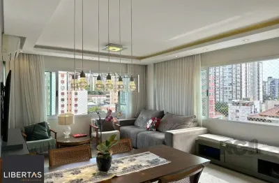Apartamento mobiliado com planta diferenciada e ótima localização