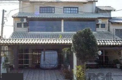 Casa com 3 quartos à venda na Rua Doutor Egydio Michaelsen, 58, Cavalhada, Porto Alegre