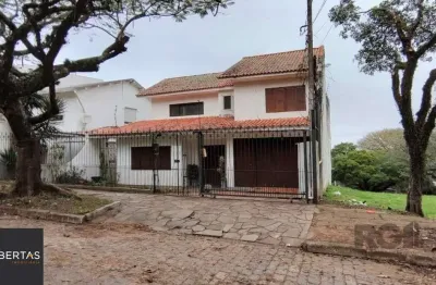Casa, 6 quartos, 1 suíte, 3 vagas, 352,38m2 privativos, bairro santa tereza