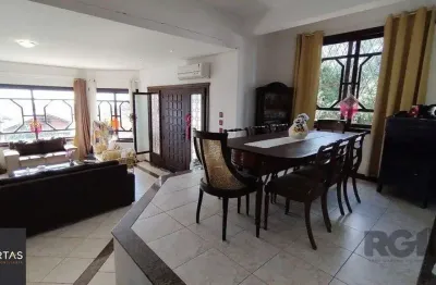 Sobrado, 5 quartos, 2 suites, pátio, 3 vagas - bairro vila nova