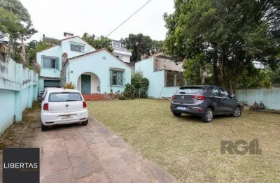 Casa com 3 quartos à venda na Avenida Guaíba, 4226, Vila Assunção, Porto Alegre