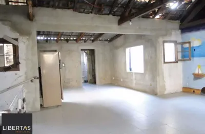 Predio para venda - 130.67m², 4 dormitórios, farroupilha