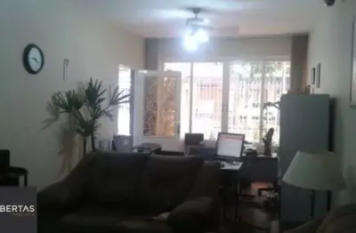 Casa com 4 quartos à venda na Rua São Francisco, 724, Santana, Porto Alegre