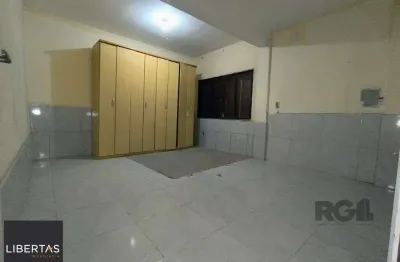 Casa com 5 quartos à venda na Rua Rafael Clark, 476, Partenon, Porto Alegre