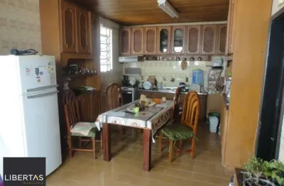 Casa para venda - 250m², 4 dormitórios, sendo 1 suites, 2 vagas - petrópolis