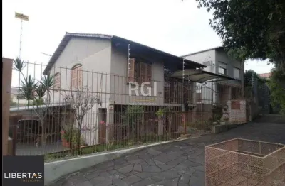 Casa para venda - 150m², 3 dormitórios, sendo 1 suites, 5 vagas - vila ipiranga