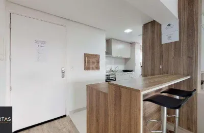 Excelente apartamento com 2 dormitórios e 2 vagas de garagem