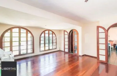 Casa para venda - 279.1m², 4 dormitórios, sendo 1 suites, 5 vagas - vila nova