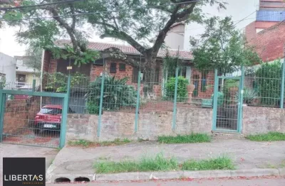 Casa para venda - 140m², 2 dormitórios, sendo 1 suites, 2 vagas - medianeira