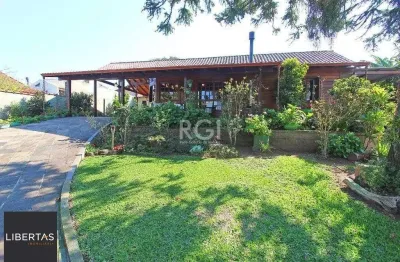 Casa para venda - 205m², 2 dormitórios, sendo 1 suites, 4 vagas - cristal