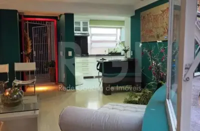 Apartamento  2 quartos, suite, , sacada,   2 quartos,  churrasqueira, semi mobiliado com garagem!