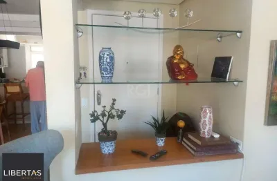 Apartamento 3 dormitórios 1 suíte e 2  vagas com 90m² no  bairro petrópolis porto alegre rs