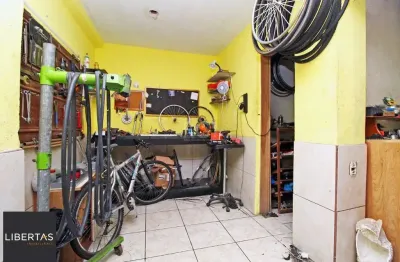 Casa para venda - 85m², 2 dormitórios, 1 vaga - cidade baixa