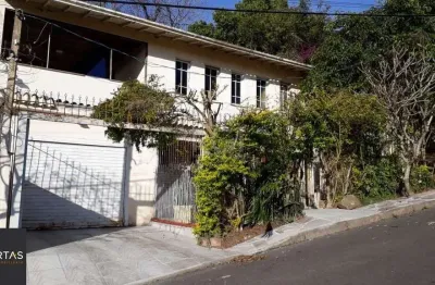 Casa para venda - 230.45m², 4 dormitórios, sendo 1 suites, 3 vagas - ponta grossa