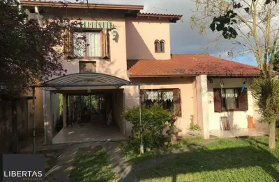 Casa para venda - 347m², 5 dormitórios, sendo 2 suites, 2 vagas - tristeza