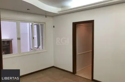 Apartamento com 3 quartos à venda na Avenida Taquara, 456, Petrópolis, Porto Alegre