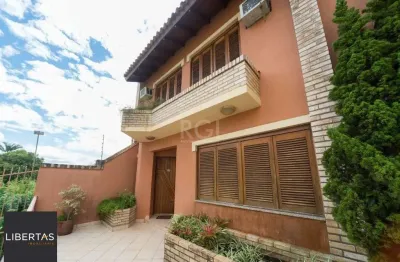 Casa condominio para venda - 240m², 3 dormitórios, sendo 1 suites, 3 vagas - tristeza