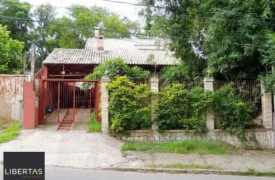 Casa para venda com 3 dormitórios, sendo 2 suites e 3 vagas no bairro belém novo