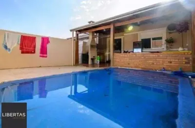 Casa com 2 quartos à venda na Rua Carlos Maximiliano Fayet, 955, Hípica, Porto Alegre