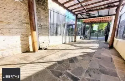 Casa com 2 quartos à venda na Rua Eva Pinto, 39, Hípica, Porto Alegre