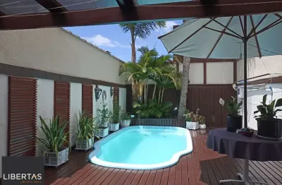 Casa com 4 quartos à venda na Rua Eliza Tevah, 58, Hípica, Porto Alegre