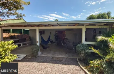 Casa com 2 quartos à venda na Rua Brinco-de-Princesa, 28, Restinga, Porto Alegre