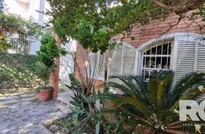 Casa com 3 quartos à venda na Rua Madre Ana, 439, Glória, Porto Alegre