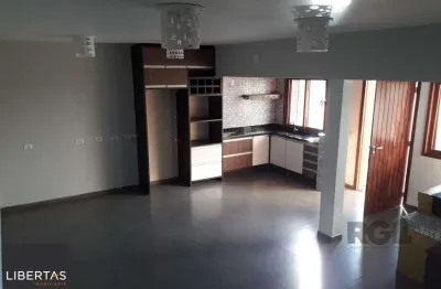 Casa com 2 quartos à venda na Rua Pedro Neves Antunes, 400, Mário Quintana, Porto Alegre