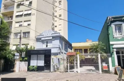 Terreno à venda na Rua Ramiro Barcelos, 1829, Rio Branco, Porto Alegre