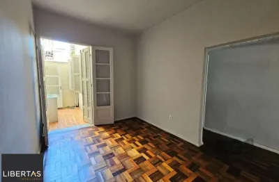 Apartamento com 2 quartos à venda na Travessa do Carmo, 189, Cidade Baixa, Porto Alegre